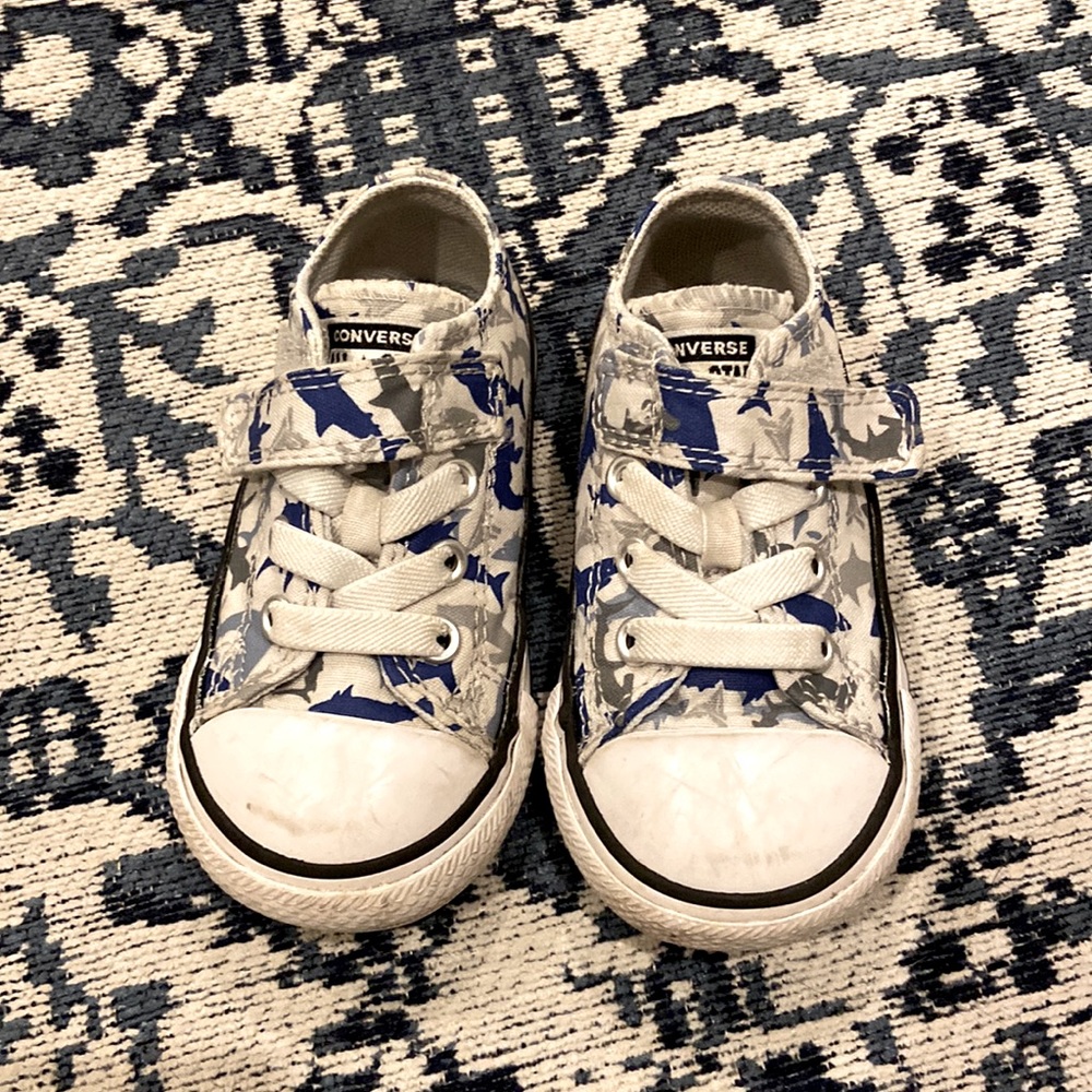 Toddler Shark Converse